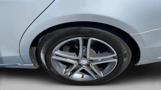 2016 Mercedes-Benz S-Class 4dr Sedan S 550 4MATIC - 23020802 - 6