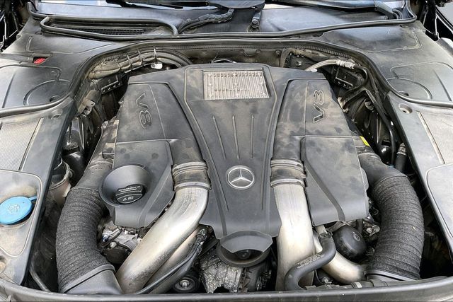 2016 Mercedes-Benz S-Class 4dr Sedan S 550 4MATIC - 23020220 - 39