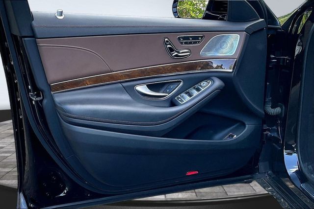 2016 Mercedes-Benz S-Class 4dr Sedan S 550 4MATIC - 23020220 - 8