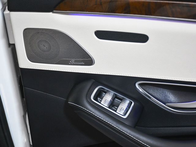 2016 Mercedes-Benz S-Class S 550 - 22982978 - 16