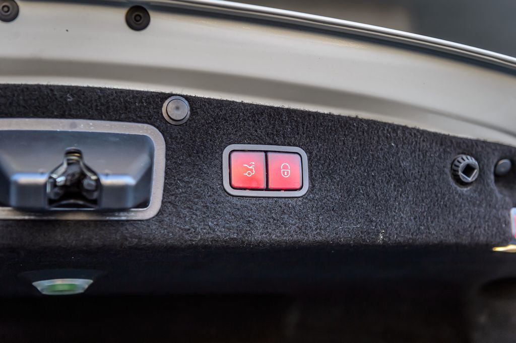 2016 Mercedes-Benz S-Class S550 - AMG APPEARANCE PKG - NAV - PANO - VENTED SEATS - GORGEOUS - 22977046 - 11