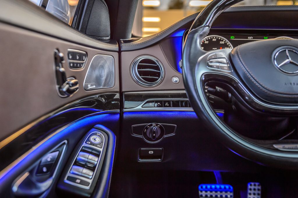 2016 Mercedes-Benz S-Class S550 - AMG APPEARANCE PKG - NAV - PANO - VENTED SEATS - GORGEOUS - 22977046 - 28