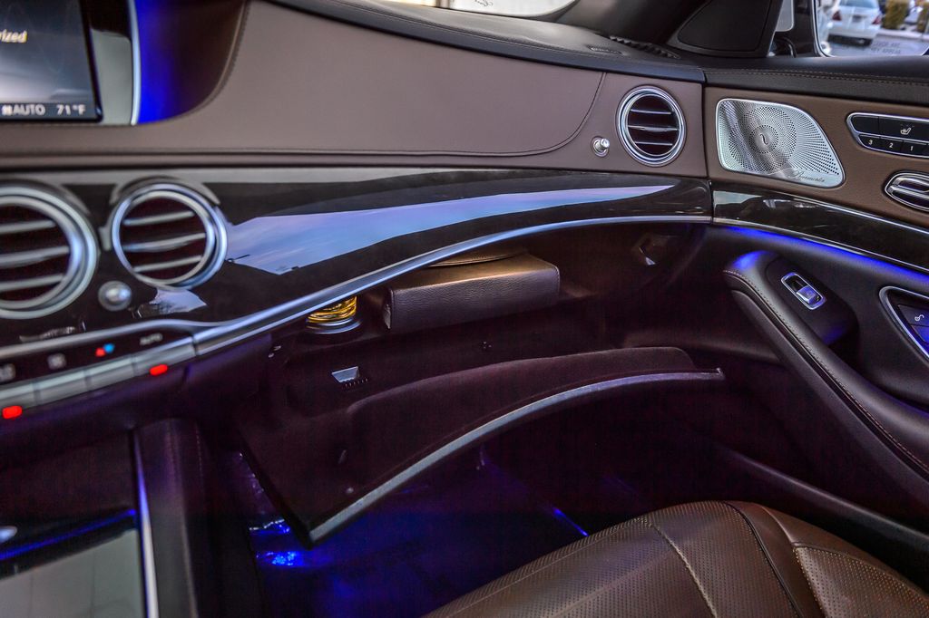 2016 Mercedes-Benz S-Class S550 - AMG APPEARANCE PKG - NAV - PANO - VENTED SEATS - GORGEOUS - 22977046 - 39