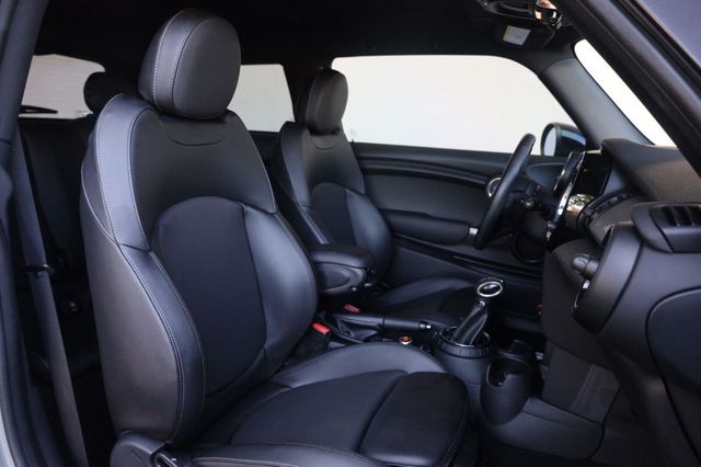 2016 Mini Cooper  FWD - 23067700 - 18