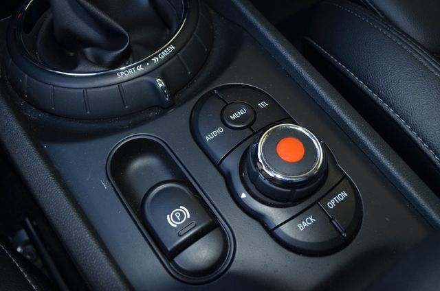 2016 MINI Cooper Clubman 4 Door Hatchback W/Premium and Sport Packages - 22974386 - 34