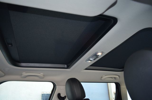 2016 MINI Cooper Clubman 4 Door Hatchback W/Premium and Sport Packages - 22974386 - 35