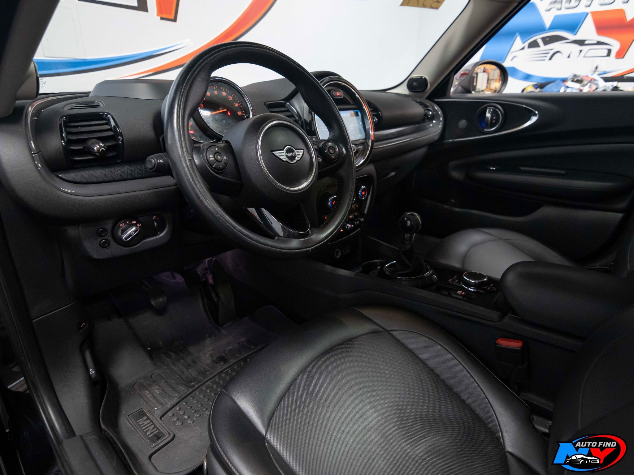 2016 Mini Clubman Base photo 10