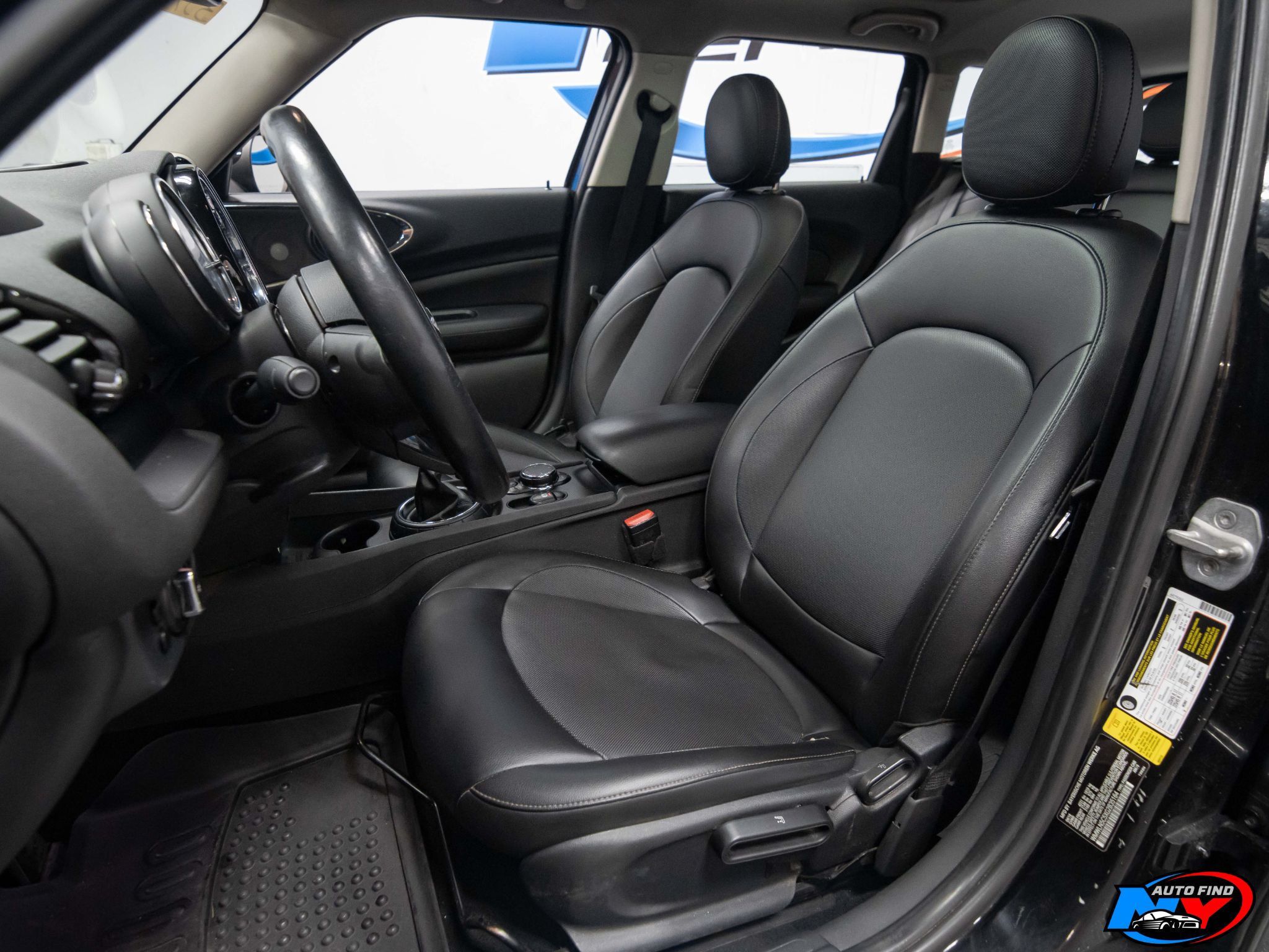 2016 Mini Clubman Base photo 14