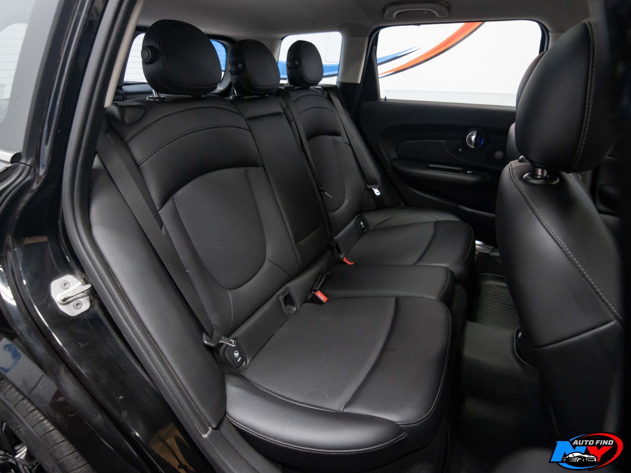 2016 Mini Clubman Base photo 18