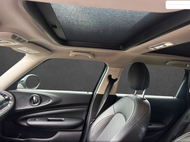 2016 MINI Cooper Clubman CLEAN CARFAX, PANORAMIC SUNROOF, BACKUP CAM, HEATED SEATS - 23023173 - 6