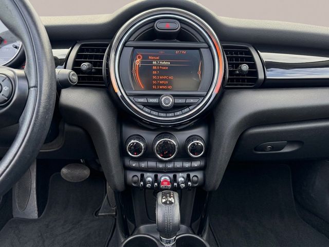 2016 MINI Cooper Convertible CLEAN CARFAX, CONVERTIBLE, HEATED SEATS, PREMIUM, HARMAN KARDON - 23008170 - 5