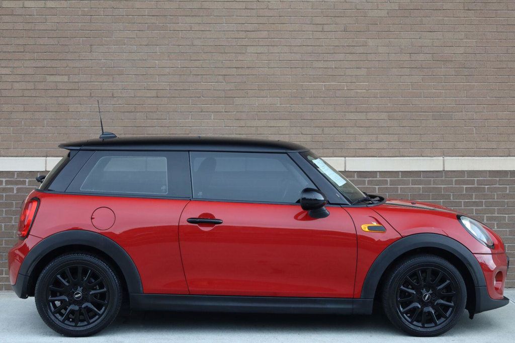Mini Cooper photo 3