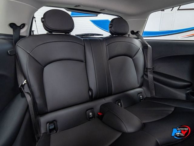 2016 MINI Cooper Hardtop 2 Door HEATED SEATS, BLUETOOTH, BLACK GRILLE, CHROME DOOR HANDLES - 22958228 - 19