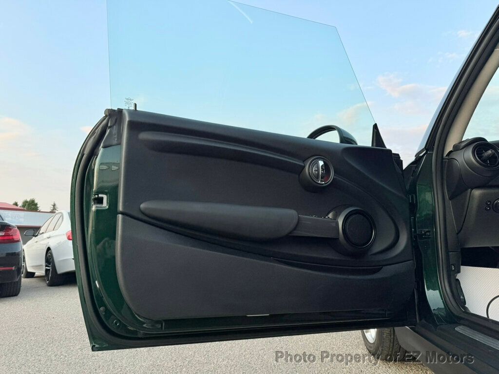 2016 MINI Cooper Hardtop 2 Door ONLY 66000 KM! ONE OWNER! CERTIFIED! - 22866269 - 22