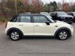 2016 MINI Cooper Hardtop 4 Door   - 22953494 - 3
