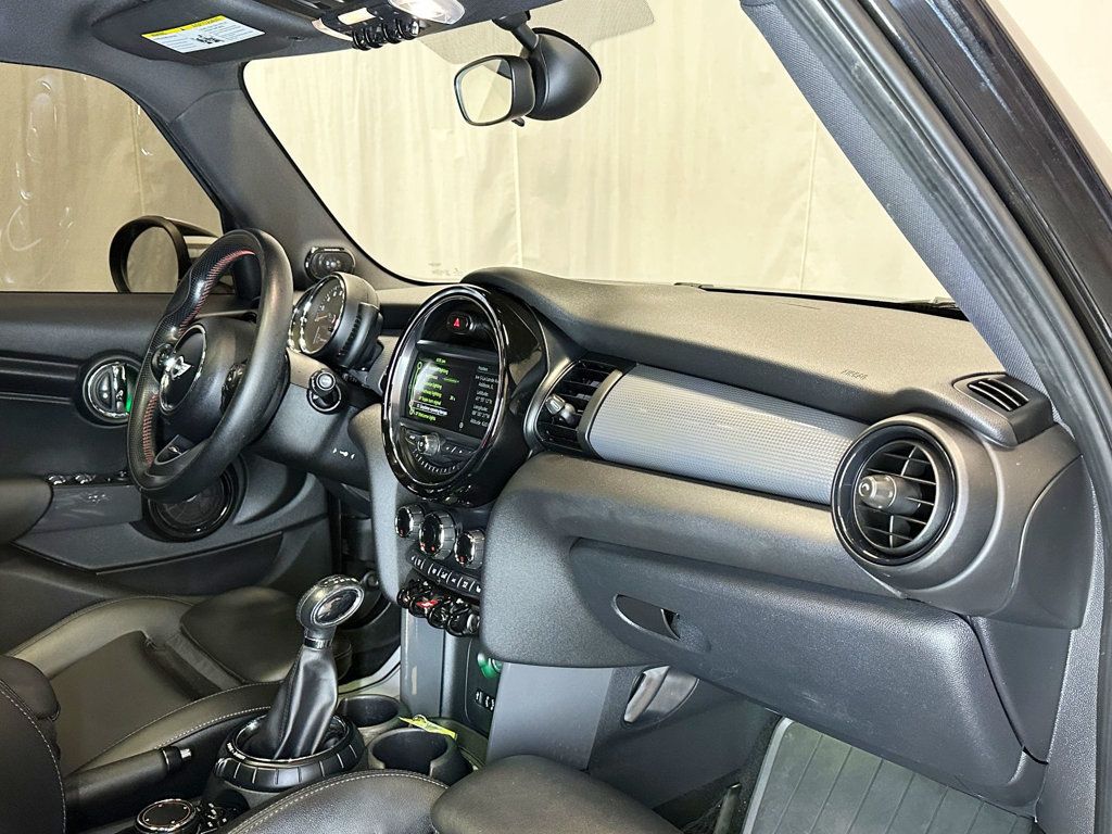 2016 MINI Cooper Hardtop 4 Door  - 23088589 - 22