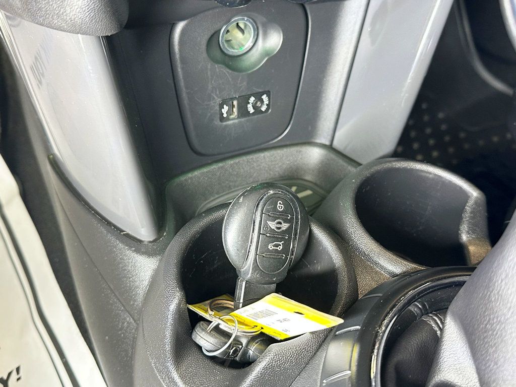 2016 MINI Cooper Hardtop 4 Door  - 23088589 - 27