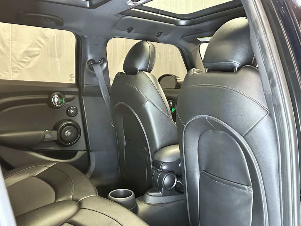 2016 MINI Cooper Hardtop 4 Door  - 23088589 - 34