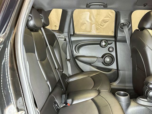 2016 MINI Cooper Hardtop 4 Door  - 23088589 - 36