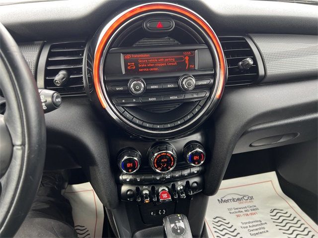 2016 MINI Cooper Hardtop 4 Door   - 22976656 - 24