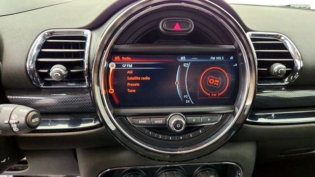 2016 MINI Cooper S Clubman 4dr HB S w/ Panoramic Roof & Navigation - 23102038 - 17