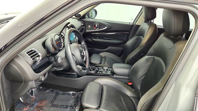 2016 MINI Cooper S Clubman 4dr HB S w/ Panoramic Roof & Navigation - 23102038 - 19