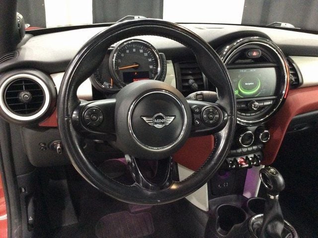 2016 Mini Cooper S Convertible photo 9
