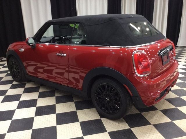 2016 Mini Cooper S Convertible photo 4