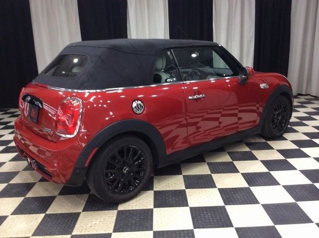 2016 Mini Cooper S Convertible photo 6