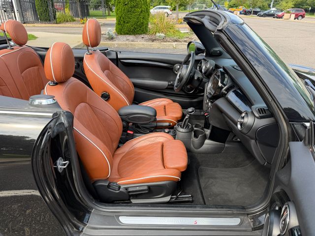 2016 MINI Cooper S Convertible CONVERTIBLE, HARMAN KARDON SOUND, LEATHER, HEATED SEATS - 23066452 - 10
