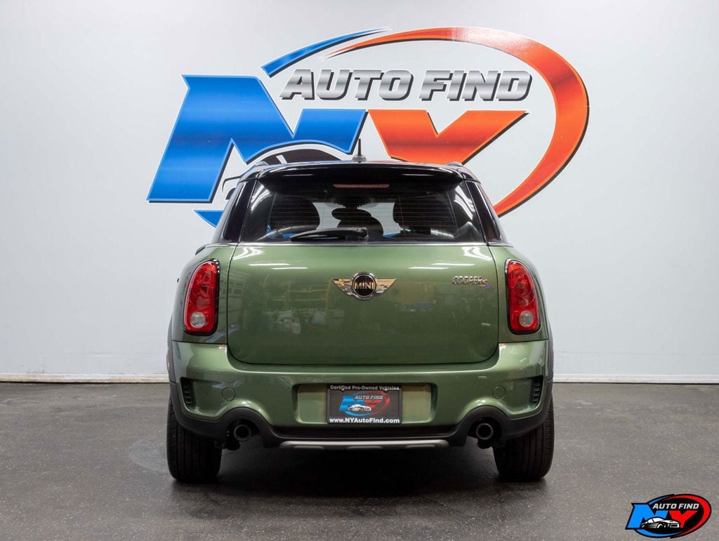 2016 Mini Cooper S ALL4 photo 4