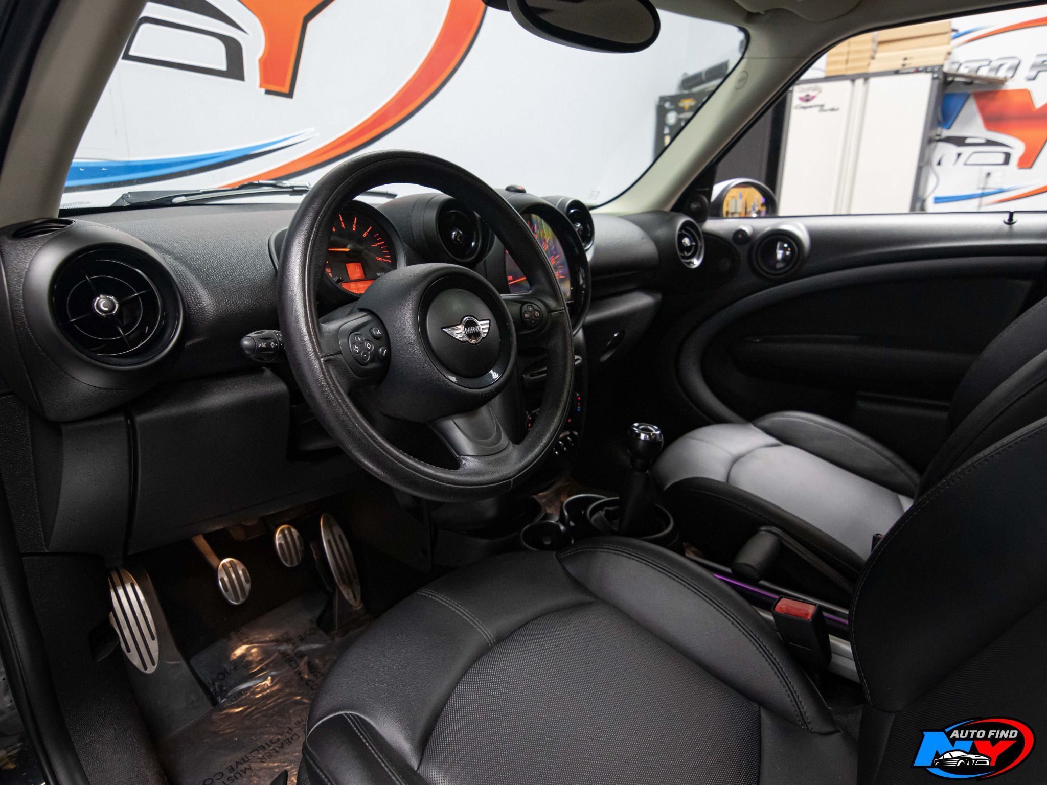 2016 Mini Cooper S ALL4 photo 12