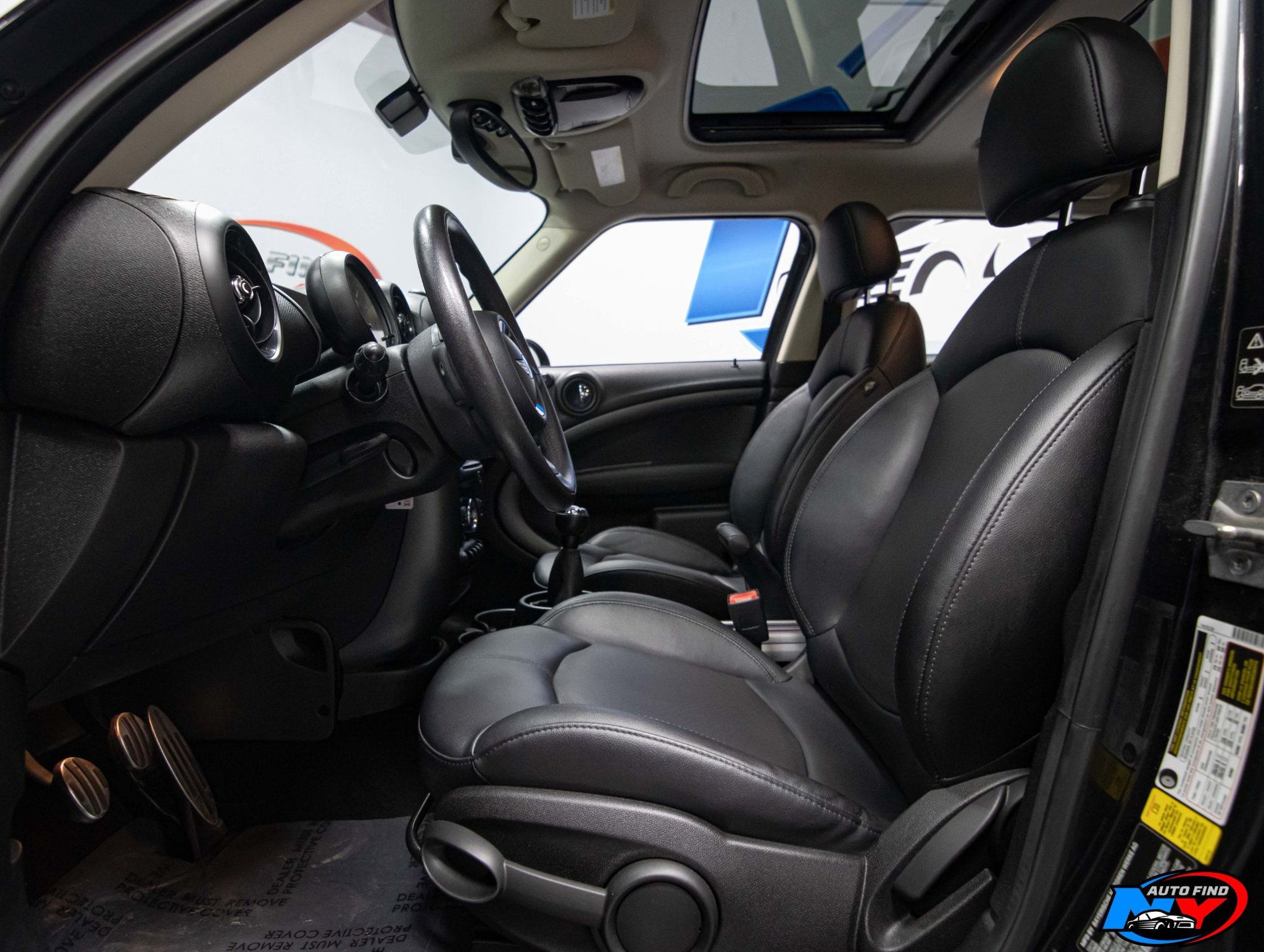 2016 Mini Cooper S ALL4 photo 13