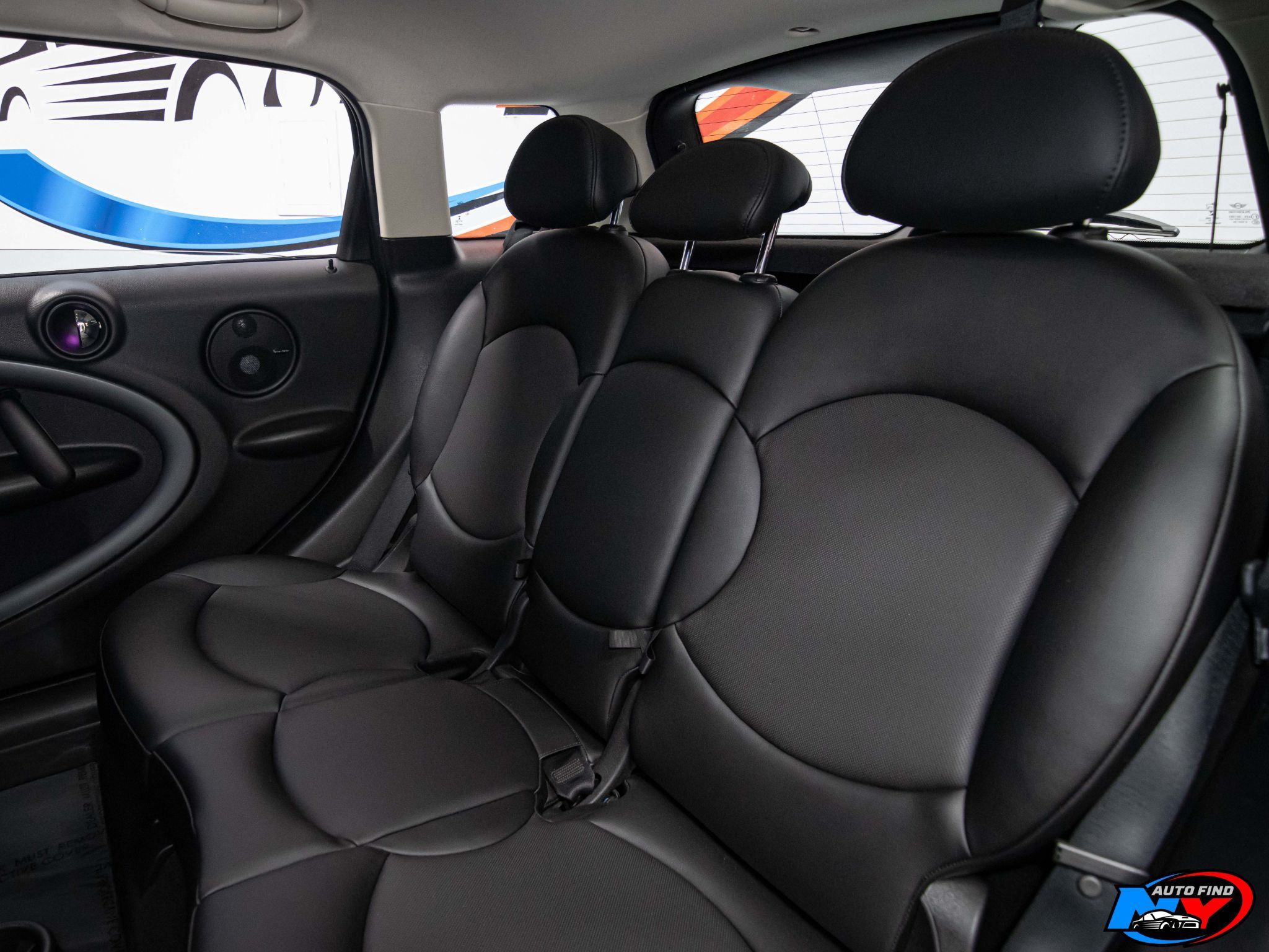 2016 Mini Cooper S ALL4 photo 16