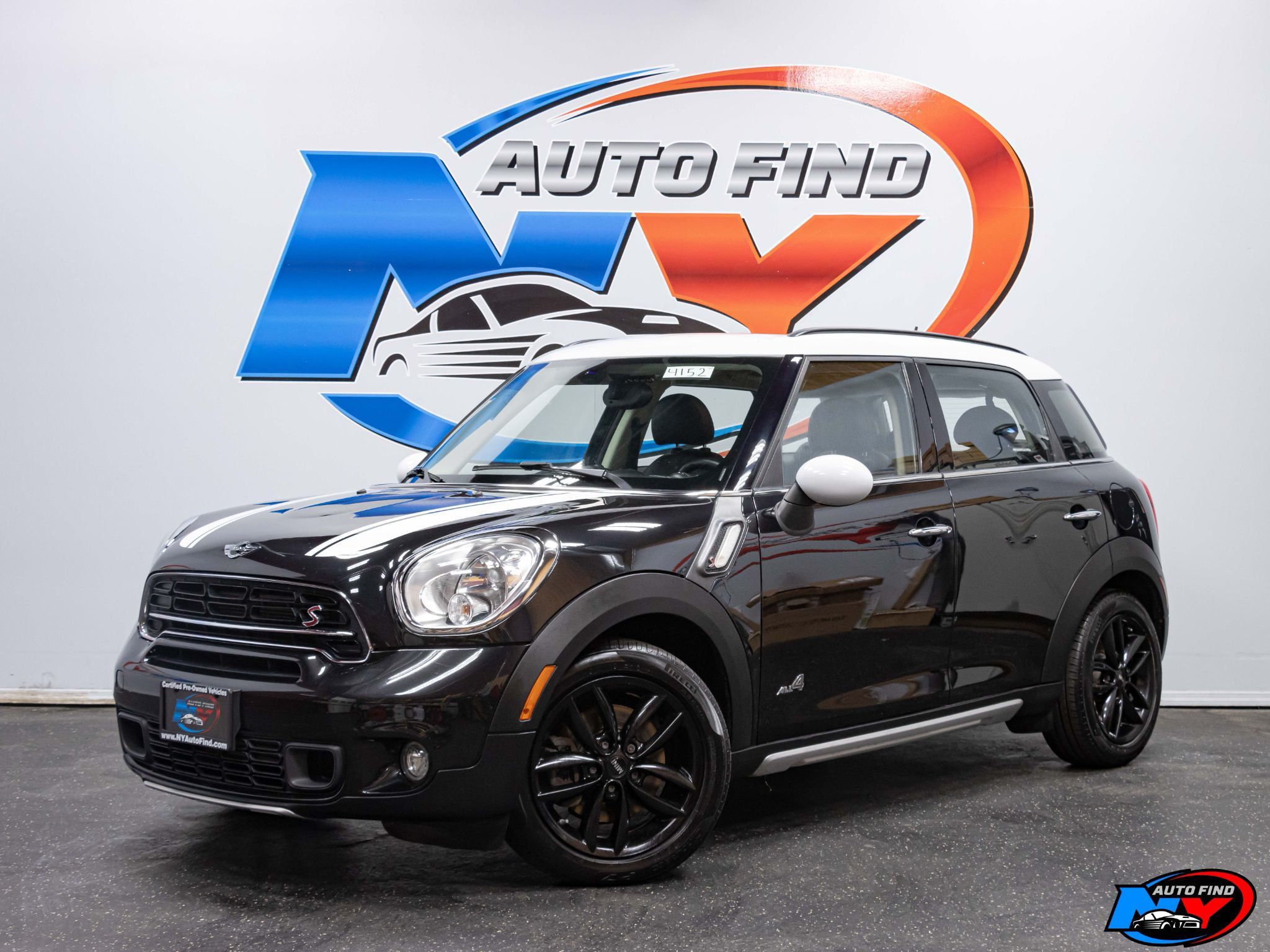2016 Mini Cooper S ALL4 photo 8