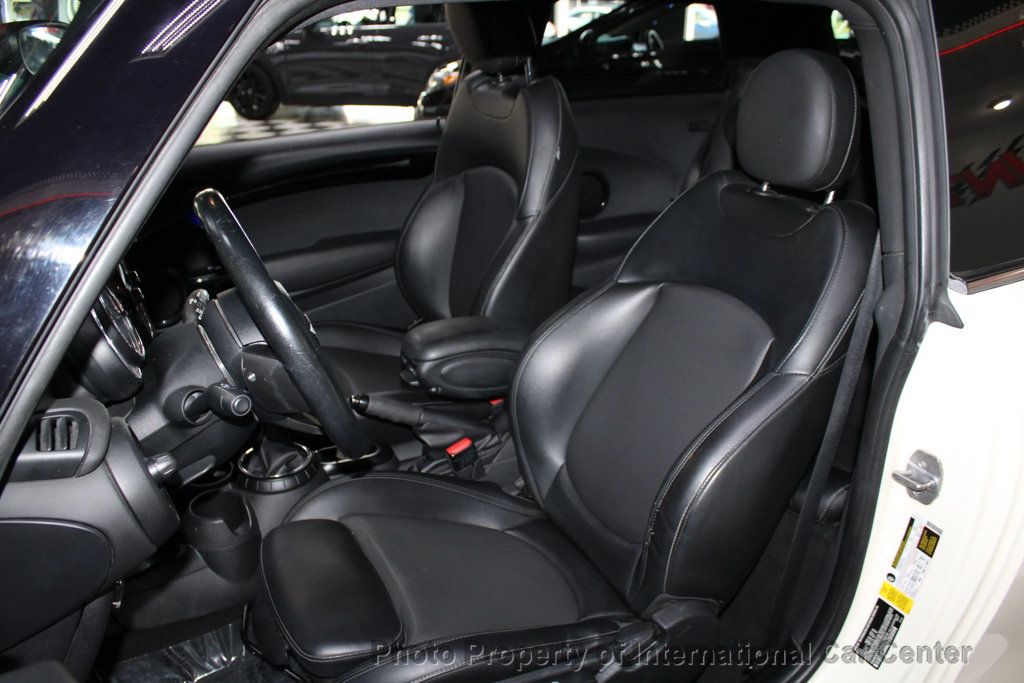 2016 Mini Cooper S Hardtop 2 Door photo 13