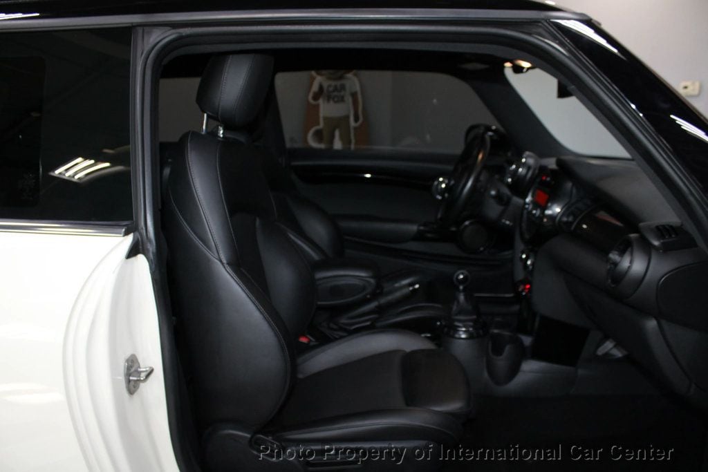 2016 Mini Cooper S Hardtop 2 Door photo 27