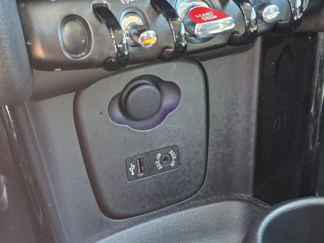 2016 MINI Cooper S Hardtop 2 Door   - 22919703 - 35