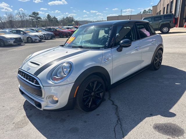 2016 MINI Cooper S Hardtop 4 Door   - 22993811 - 2