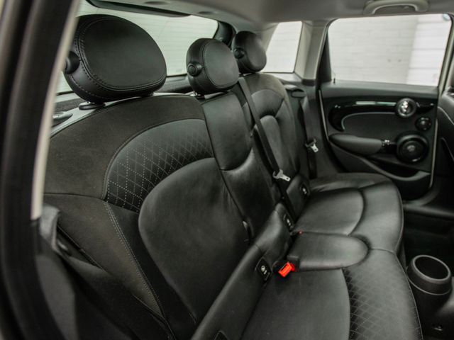 2016 MINI Cooper S Hardtop 4 Door 4dr HB S - 22979606 - 31