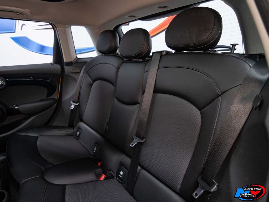2016 Mini Cooper S Hardtop 4 Door photo 16