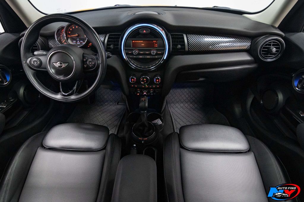 2016 Mini Cooper S Hardtop 4 Door photo 2
