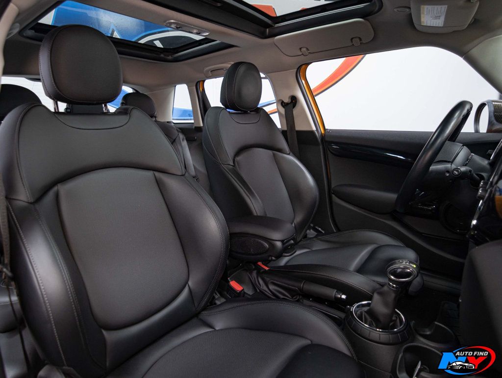2016 Mini Cooper S Hardtop 4 Door photo 21