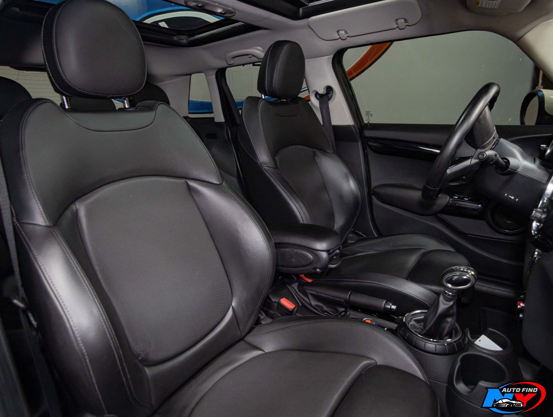 2016 Mini Cooper S Hardtop 4 Door photo 11