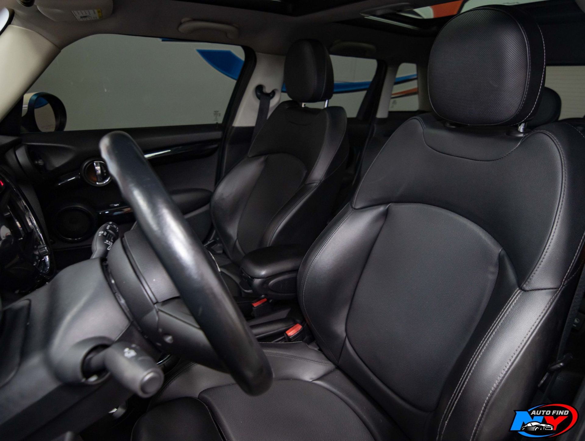 2016 Mini Cooper S Hardtop 4 Door photo 16