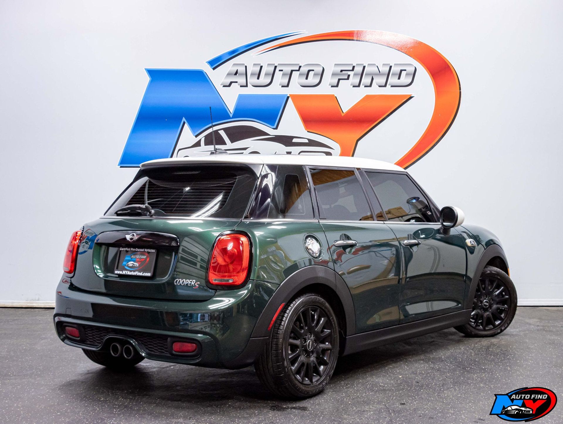 2016 Mini Cooper S Hardtop 4 Door photo 5
