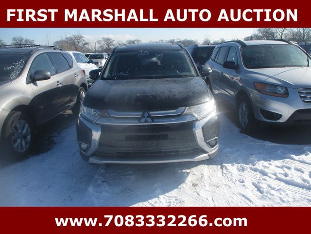 2016 Mitsubishi Outlander  - 22981899 - 1