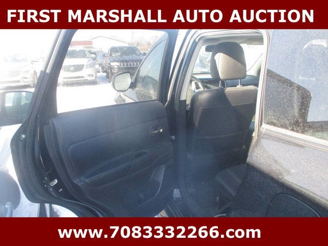 2016 Mitsubishi Outlander  - 22981899 - 4