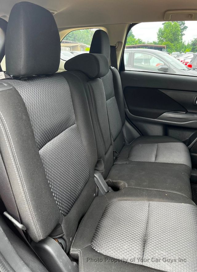 2016 Mitsubishi Outlander  - 23041722 - 16