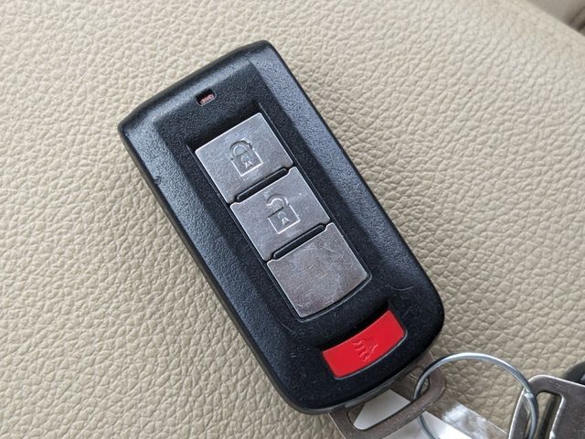 2016 Mitsubishi Outlander 2WD 4dr SEL - 21998708 - 30